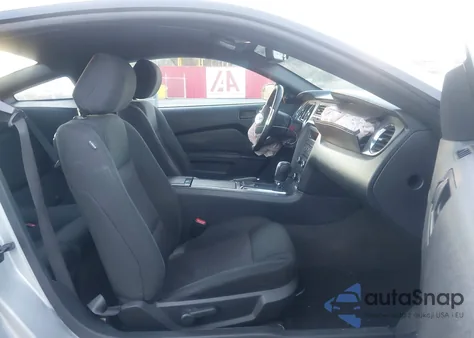 2014 Ford Mustang V6 from USA, damaged, VIN 1ZVBP8AM1E5215298